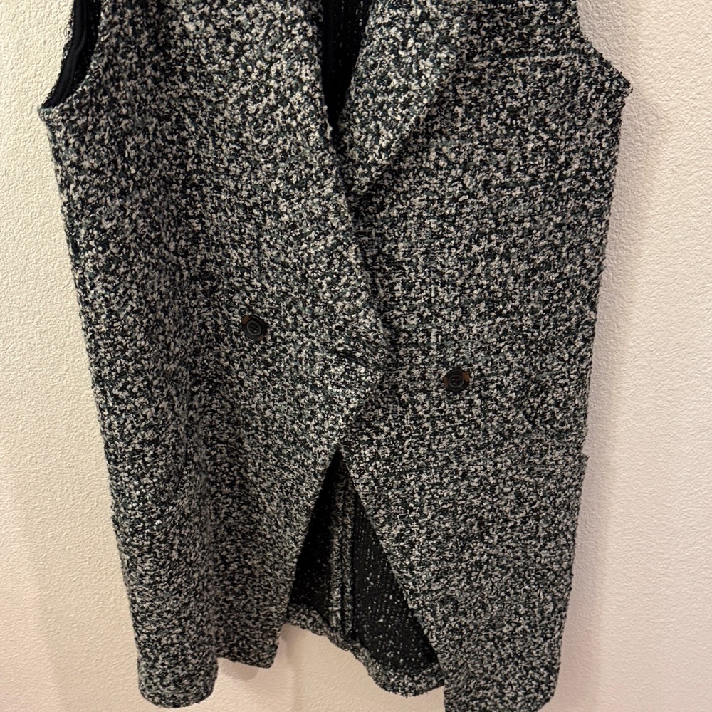 BCBGeneration Textured Vest - Picture 3 of 5